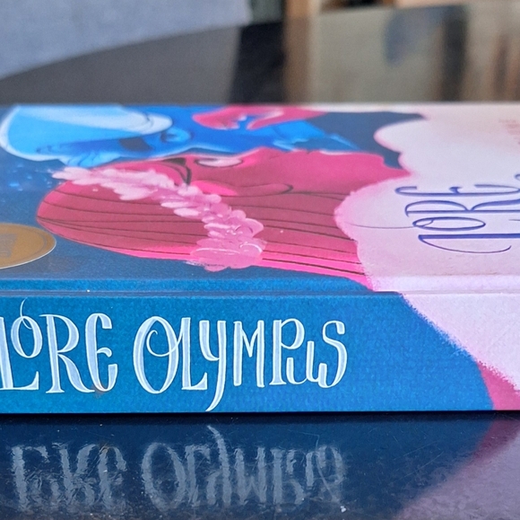 Lore Olympus Volume One Exclusive Edition - Picture 6 of 11